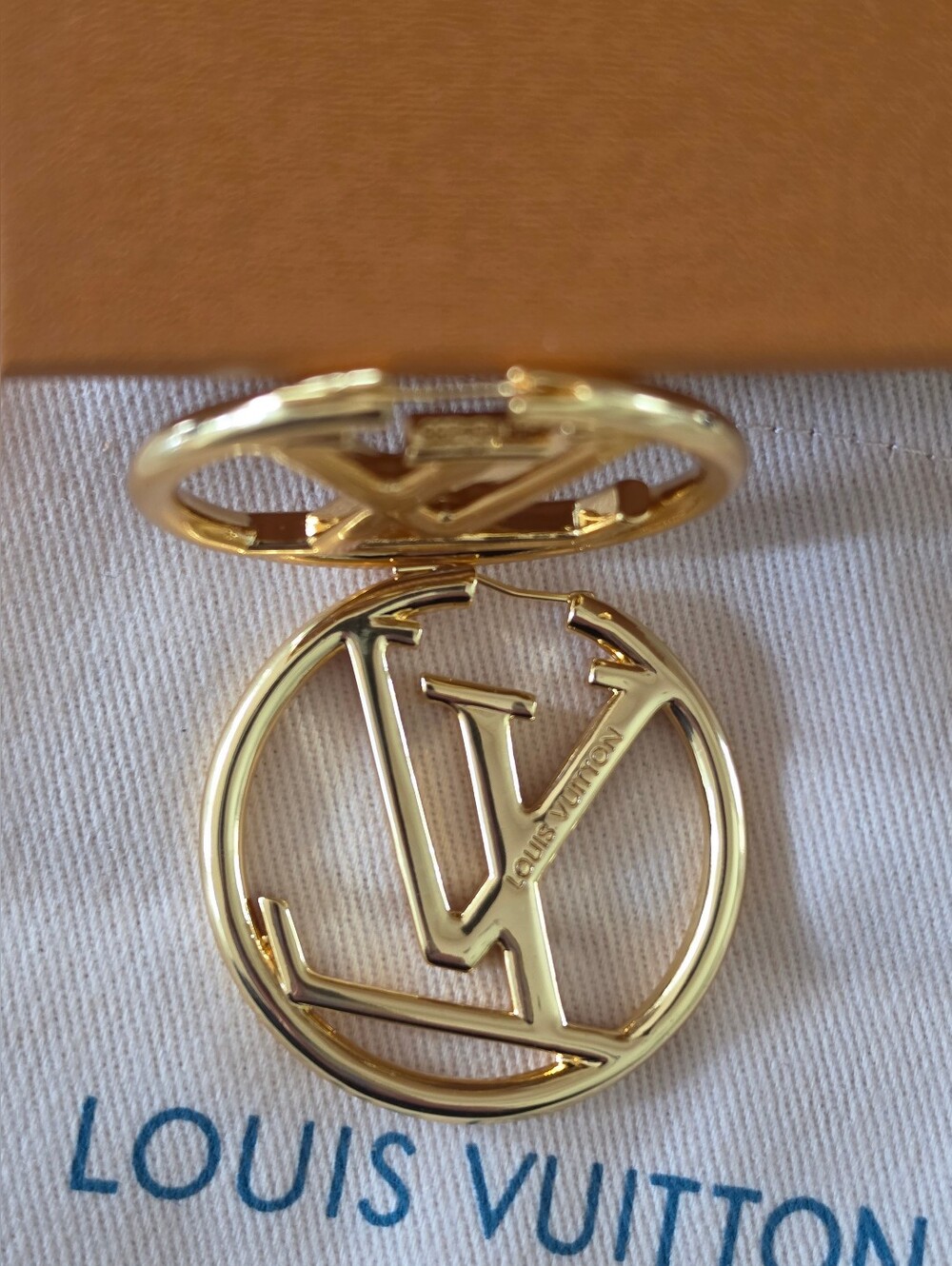 JUMBO Size Luxury Brand Hoop Earring In Gold Color Exact. 🔥💥🫦💯🩷✨️👍. - Picture 5 of 7